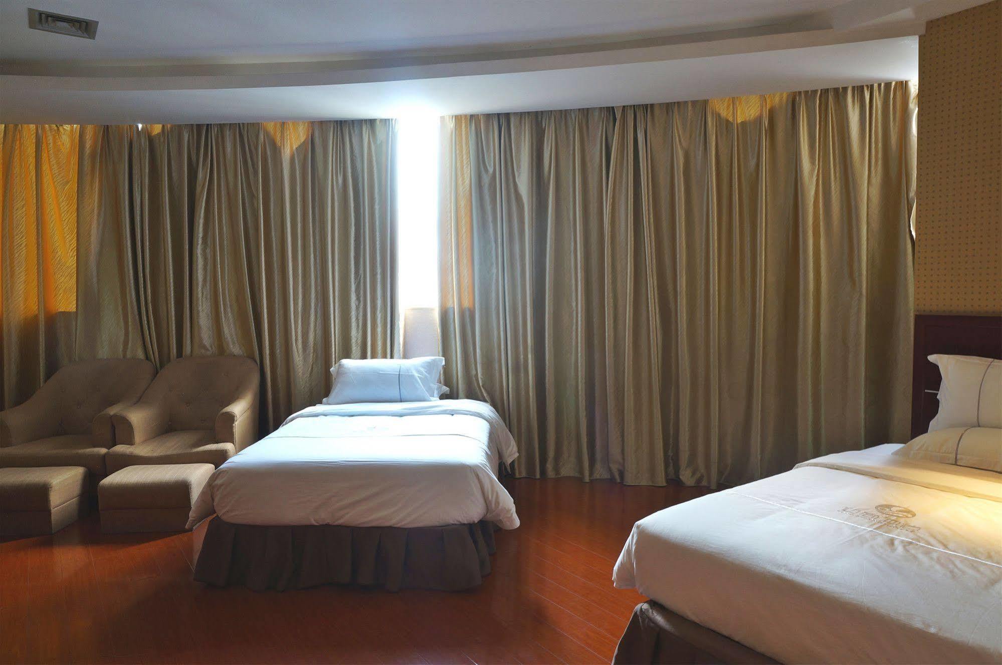 Zhongda Jindu Hotel Guangzhou Buitenkant foto